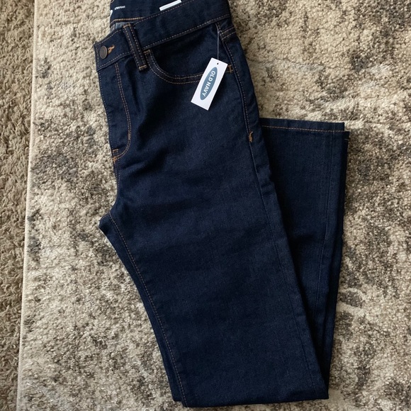 🌟NWT boys Old Navy Straight Jeans🌟 - Picture 2 of 2